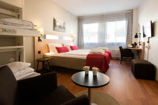 Copyright: Niklas Hagelbeck Scandic-Sundsvall-City-Room-Family-Superior-extra.jpg